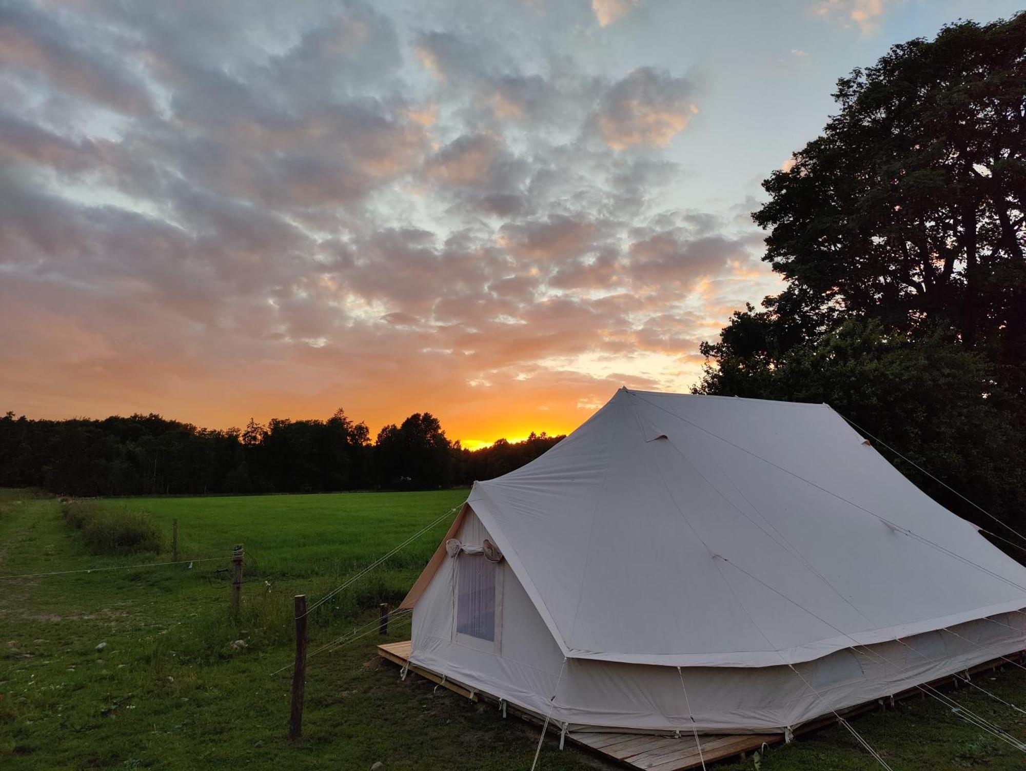 Under Canvas Bornholm Ostermarie Exteriér fotografie